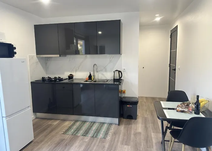 Pearl Of The Sea 蓬他达维托亚