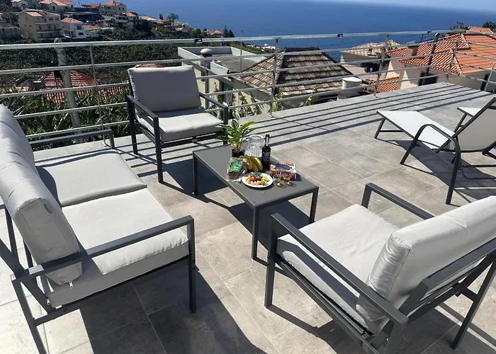 Pearl Of The Sea * Ponta do Sol (Madeira)