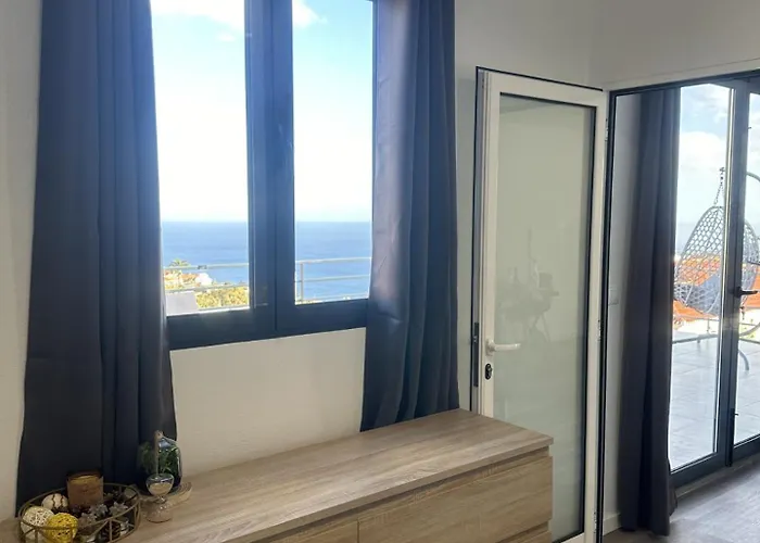 Pearl Of The Sea * Ponta do Sol (Madeira)