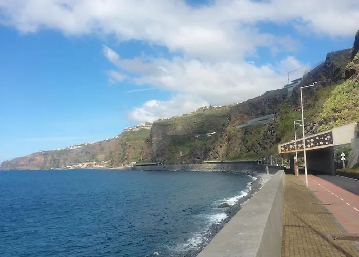 Pearl Of The Sea Ponta do Sol (Madeira)